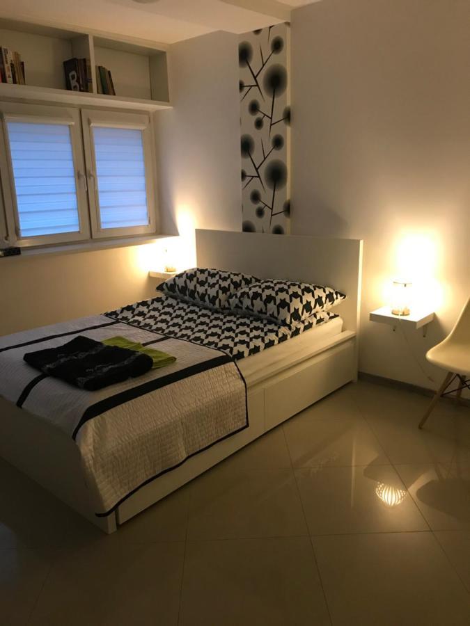 Kazimir Apartament Lodz Esterno foto