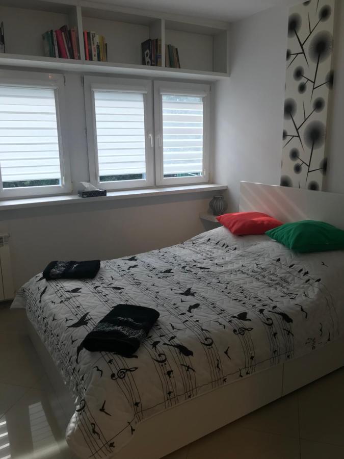 Kazimir Apartament Lodz Esterno foto